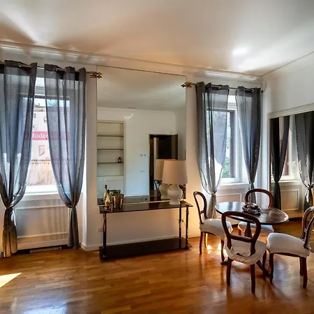 P-rooms & Collection Hotel apartamentowy