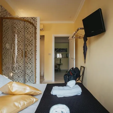 P-rooms & Collection
