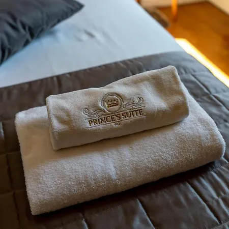P-rooms & Collection Aparthotel Rome