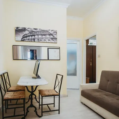 P-rooms & Collection Rome