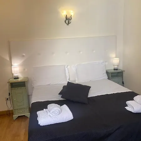 P-rooms & Collection Rome
