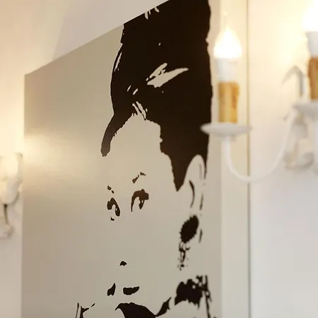 P-rooms & Collection Apartahotel Roma