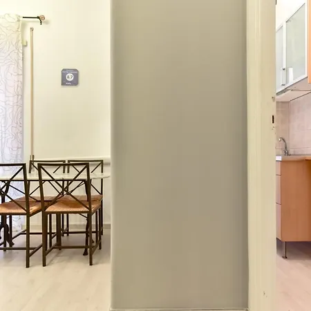 Apartahotel P-rooms & Collection Roma